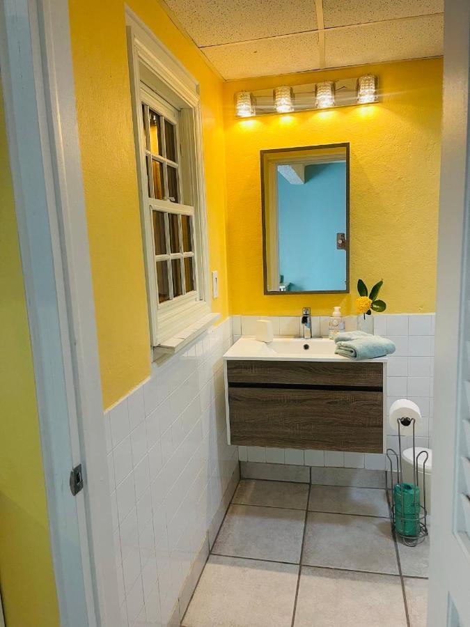 Crown Lotus Apartment Christiansted Luaran gambar