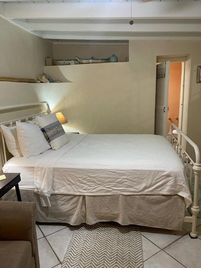 Crown Lotus Apartment Christiansted Luaran gambar